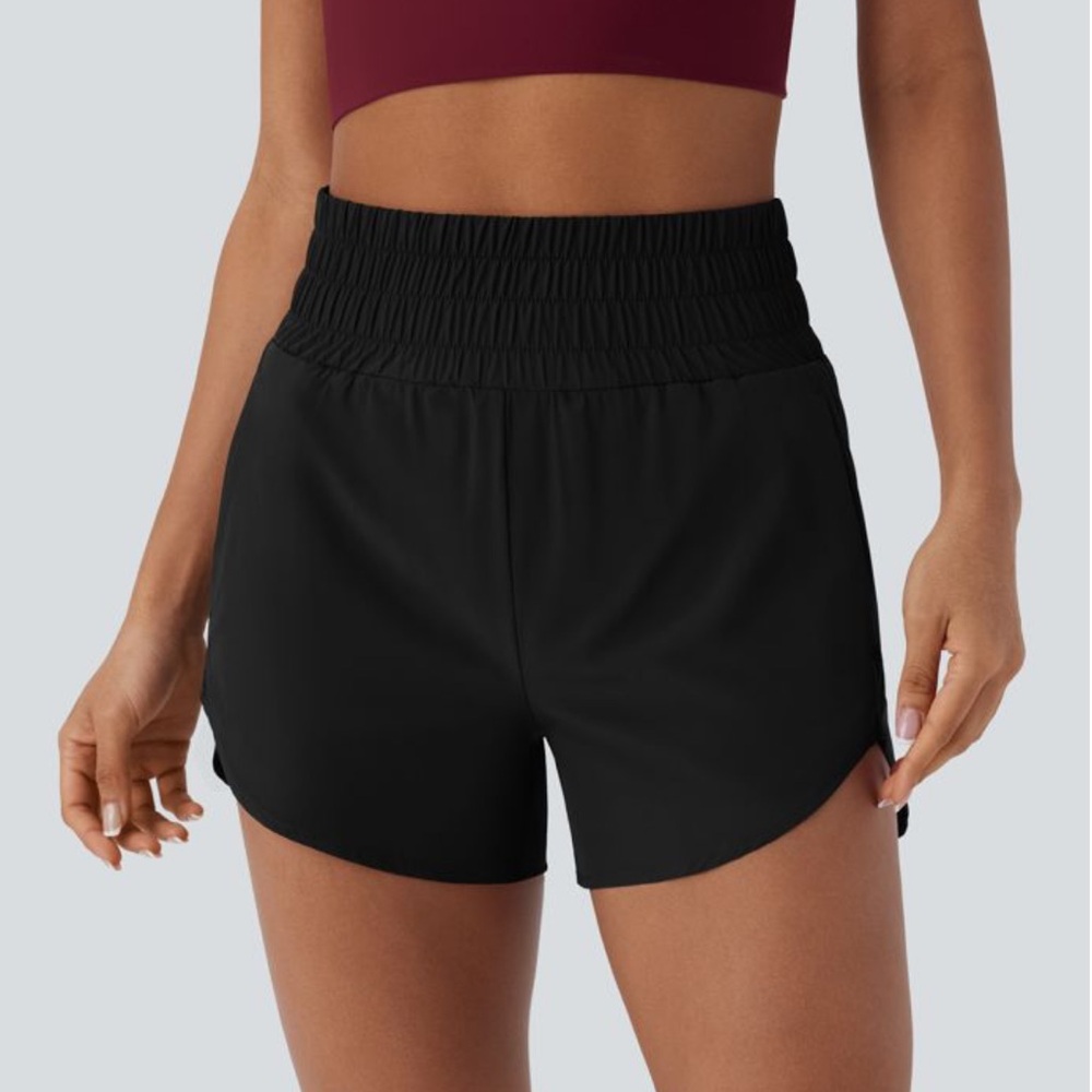 Breezeful™ High Waisted Pockets 2-in-1 Curved Hem Quick Dry Running Shorts
